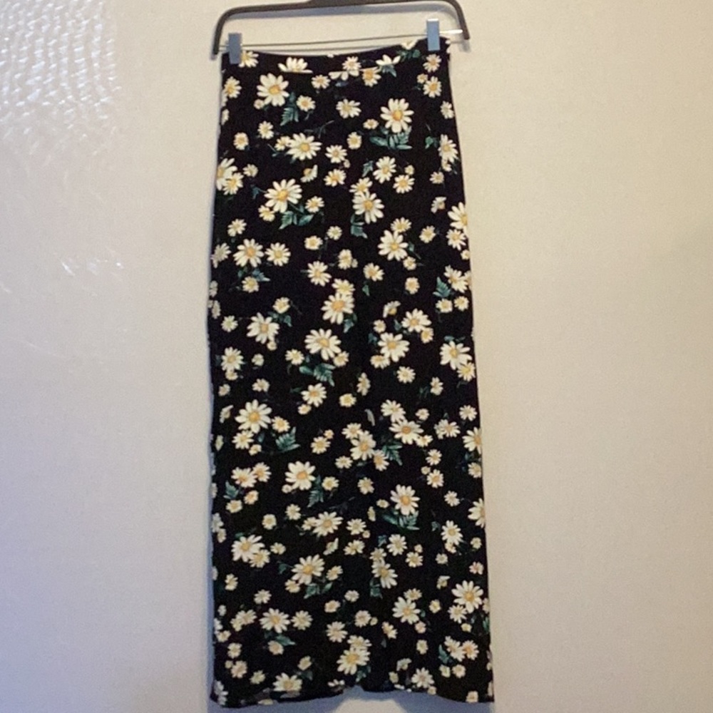Forever 21 rayon floral maxi skirt size small